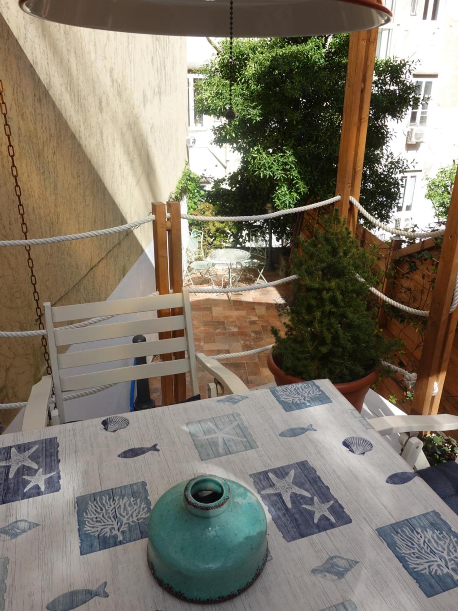 Cavana Cosy Apartment With Garden Near The Sea Triëst Buitenkant foto