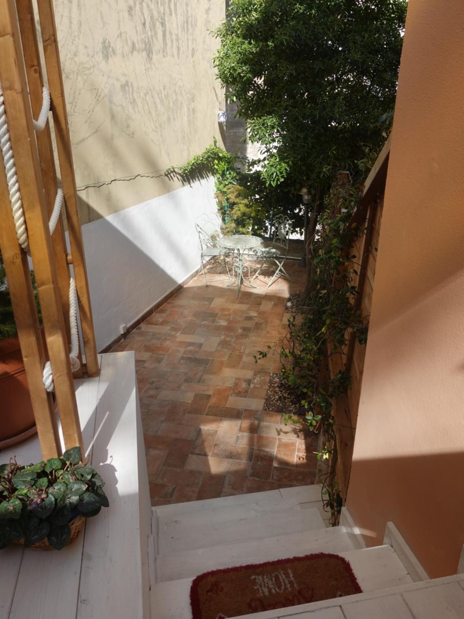 Cavana Cosy Apartment With Garden Near The Sea Triëst Buitenkant foto